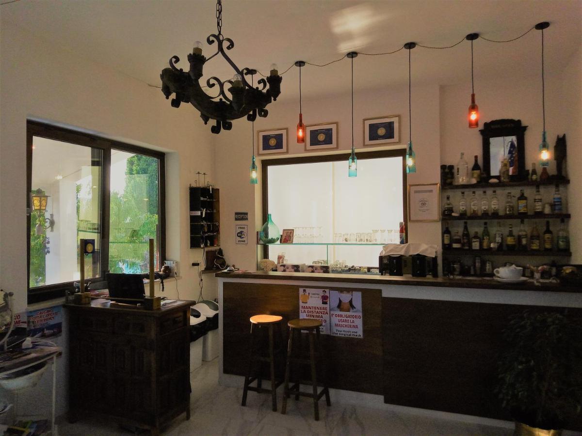 Vila Sejuda Hotel Peschici Luaran gambar