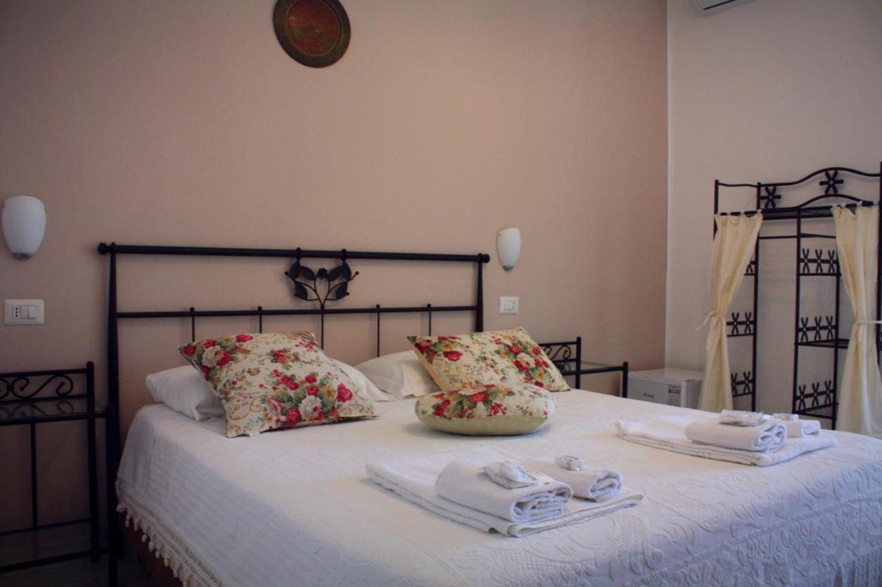 Vila Sejuda Hotel Peschici Luaran gambar