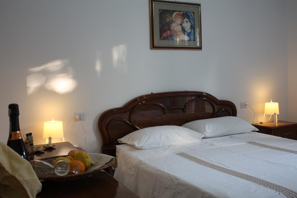 Vila Sejuda Hotel Peschici Luaran gambar
